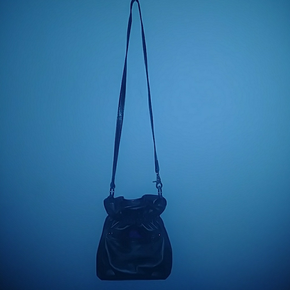Shoulder purse. Kathy van zeeland
